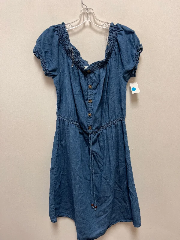 Dress Casual Short By Mph In Blue Denim, Size: 1x