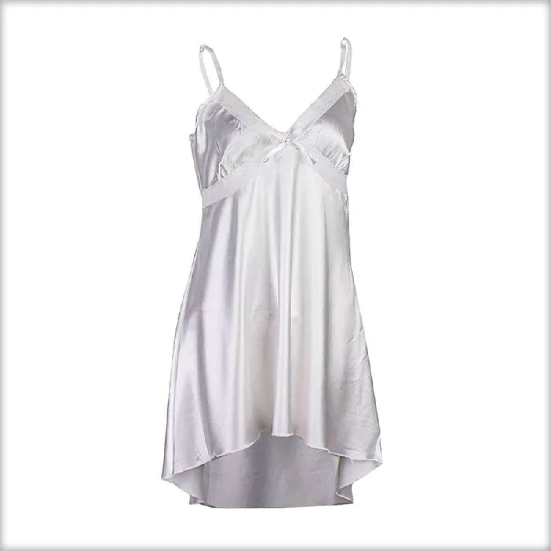 Elegant White Satin Tail Chemise